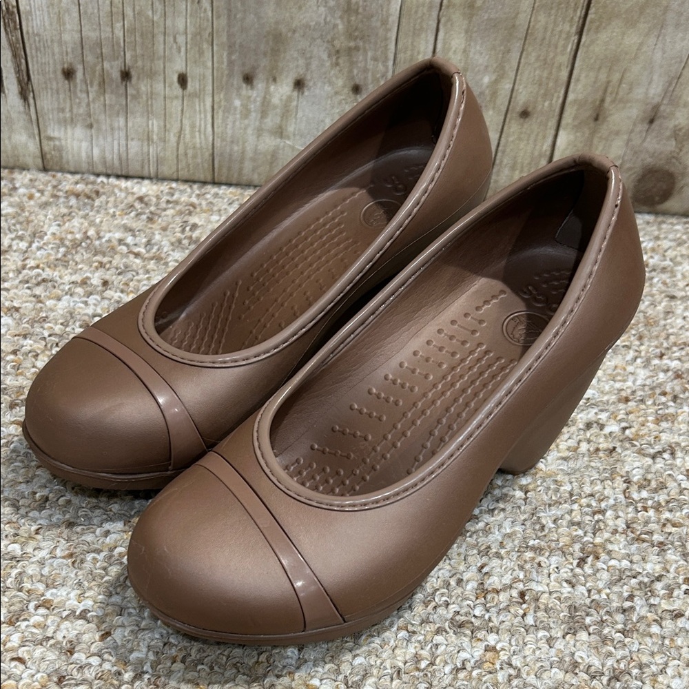 CROCS Brown Women's Wedge Heels Size 7